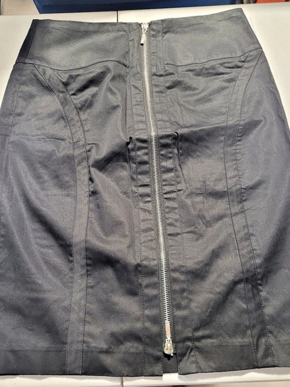 Kenar Black Zip-Front Mini Skirt Size 2 Like New